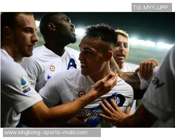 劳塔罗提前归队参与米兰全队合练展现强烈斗志